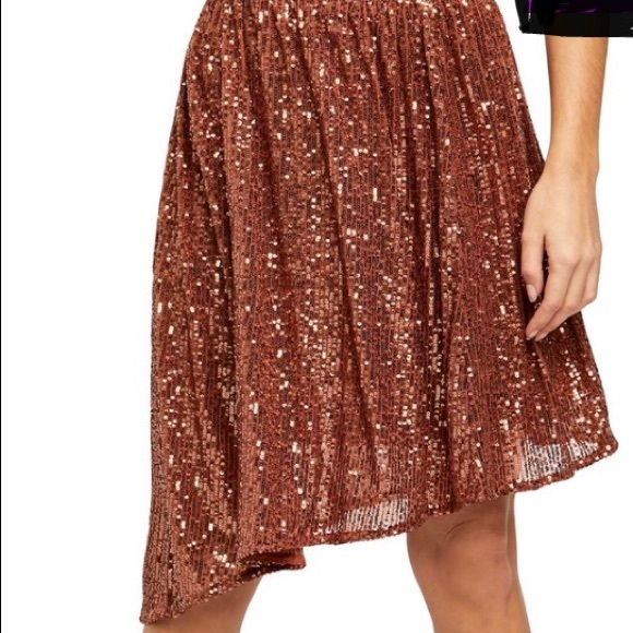 Free People Dresses & Skirts - 🔥🔥SALE! $25 BNWT Free People Bronze Sequin Asymmetrical Skirt